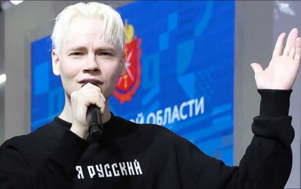 Shaman под огнем критики: во время СВО певец отдыхает на зарубежных курортах, несмотря на патриотические выступления