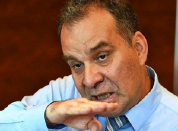 Давай сделаем это по Быстрову. Сколько миллиардов протекает через &laquo;бермудский треугольник&raquo; НП &laquo;Совет рынка&raquo;?