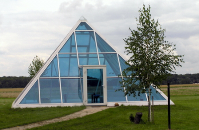 Тайное общество: в Ригу едет Менегетти?