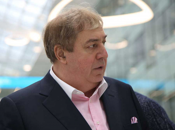 Долги и махинации Гуцериевых давят на М.Видео и Сафмар &ndash; акции рушатся на 21%