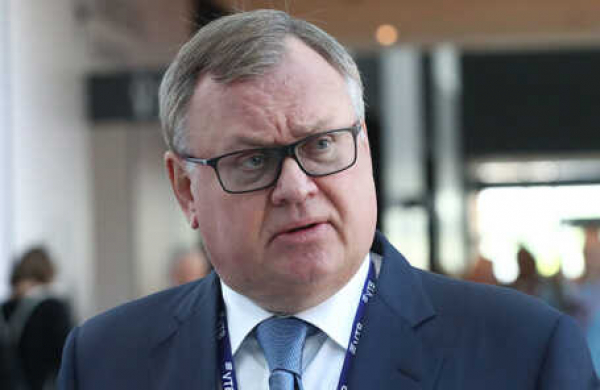 Дон Костин и строительство на казенные