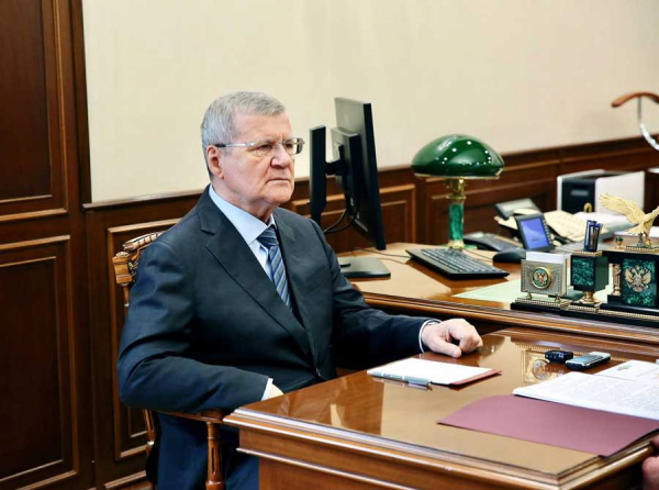 Скандальные экс-прокуроры под крылом Чайки. Угрожает сотрудникам прослушками и негласными проверками через аппарат ФСО