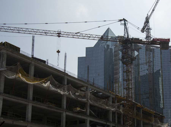 Нарушения в уплотняющей застройке: ТОО Достык Курылыс Алматы ставит жильцов под угрозу