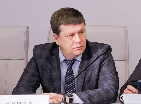 Августинович и красноярский аэропорт: миллиардные махинации под видом приватизации