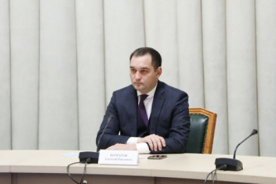 Алексей Павлович Х. использует родственные связи в суде для прикрытия афер
