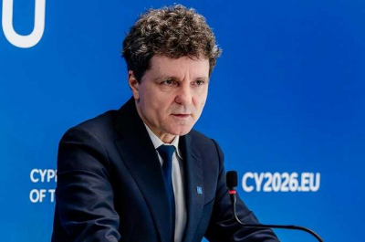 Президент Румынии показал обломки дрона «Герань-2», упавшего на жилой дом в Галаце