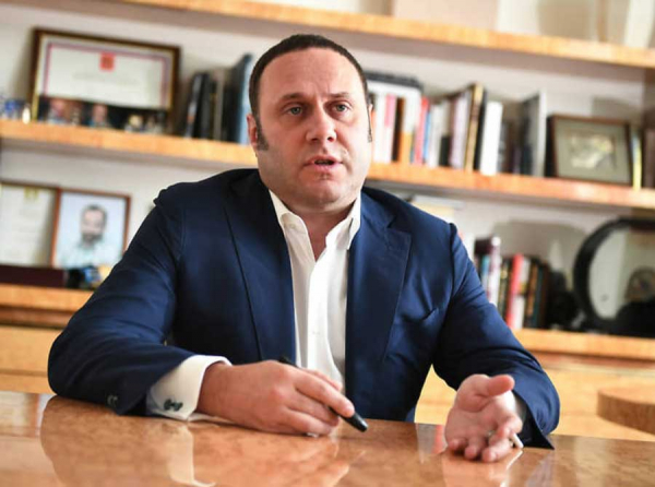 Кормушка Генса: пенсия россиян - копейки, на информресурсы Соцстраха - миллиарды