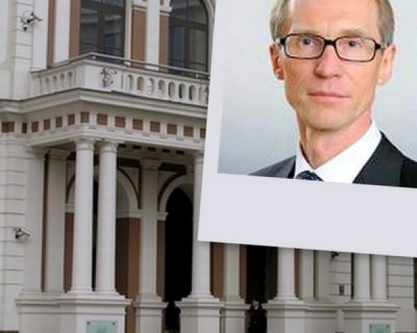 Аксенокс победил Штрамса