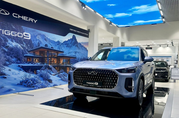 Импорт китайских автомобилей марки Chery в Россию рухнул в сто раз из-за перехода на локализованный бренд Tenet