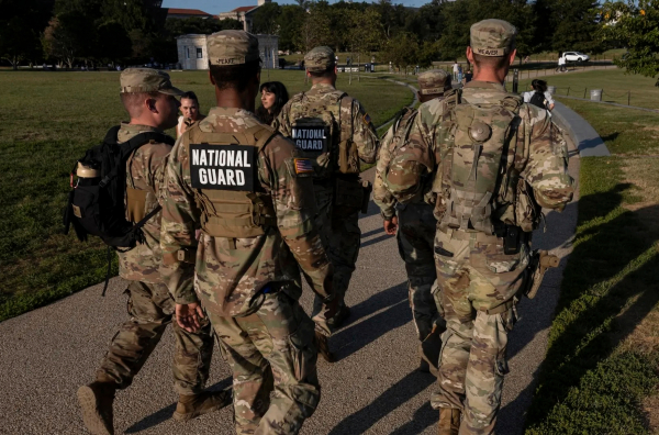 Нацгвардия Техаса зашла в Чикаго после того, как суд не стал блокировать решение Трампа о ее развертывании в городе