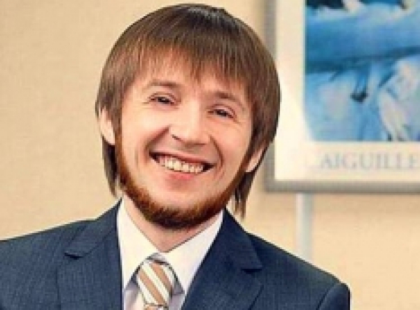 Беглый маркетолог ТИУ Валерий Гут, оформлявший госзаказы на личное ООО, скрывается от правоохранительных органов