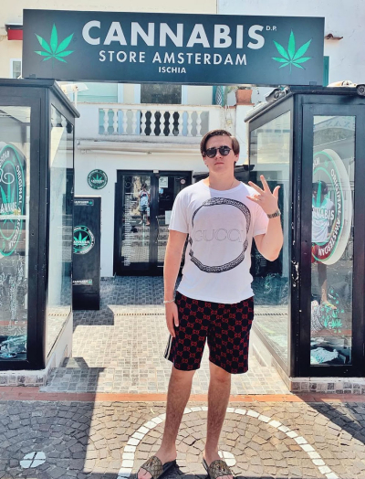 Депутат Левченко взял помощником наркомана