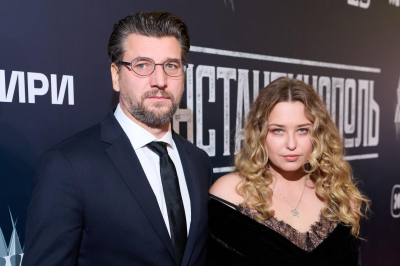 Устюгов и Шиловская вышли на красную дорожку после тайной свадьбы