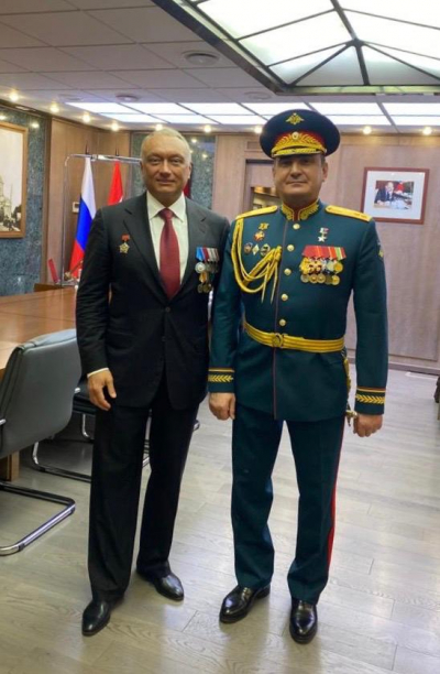 WritingДмитрий Савельев: память, долг и история &mdash; как один ветеран помогал сохранять имена героев