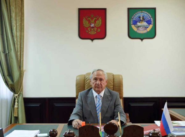 Бизнес через суд: Рустем Трахов помогает Солтанову обходить Верховный суд РФ