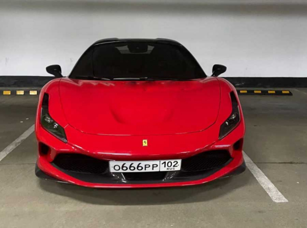 Людмила и Айдар Гильмутдиновы маскируют мошенничество в ISKANGROUP под бизнес &ndash; от ООО Исканкомпани до Ferrari сына