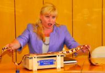 Вице-мэр Даугавпилса Ливия Янковская сделала хорошую мину при плохой игре (видео)